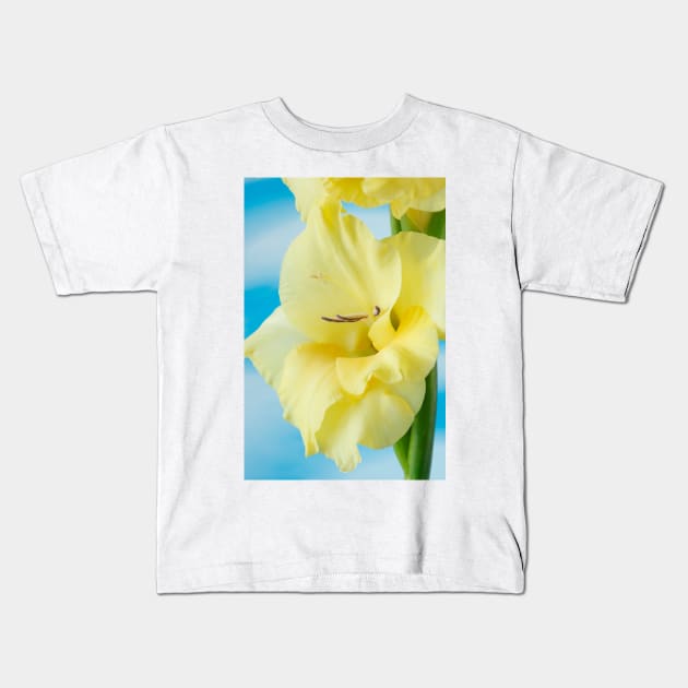 Gladiolus  'Jacksonville Gold' Kids T-Shirt by chrisburrows